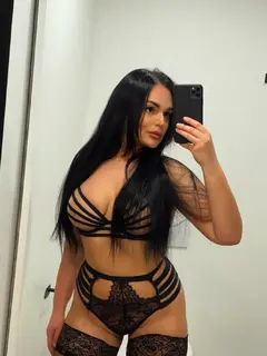Agatha escort in Dubai