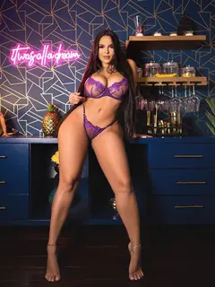 Alicia escort in Dubai