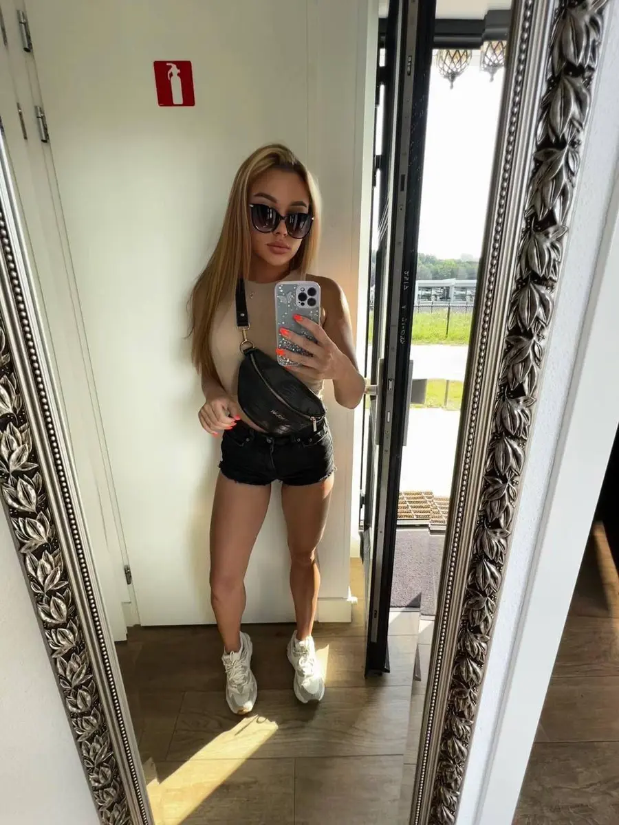 Anna escort in Dubai