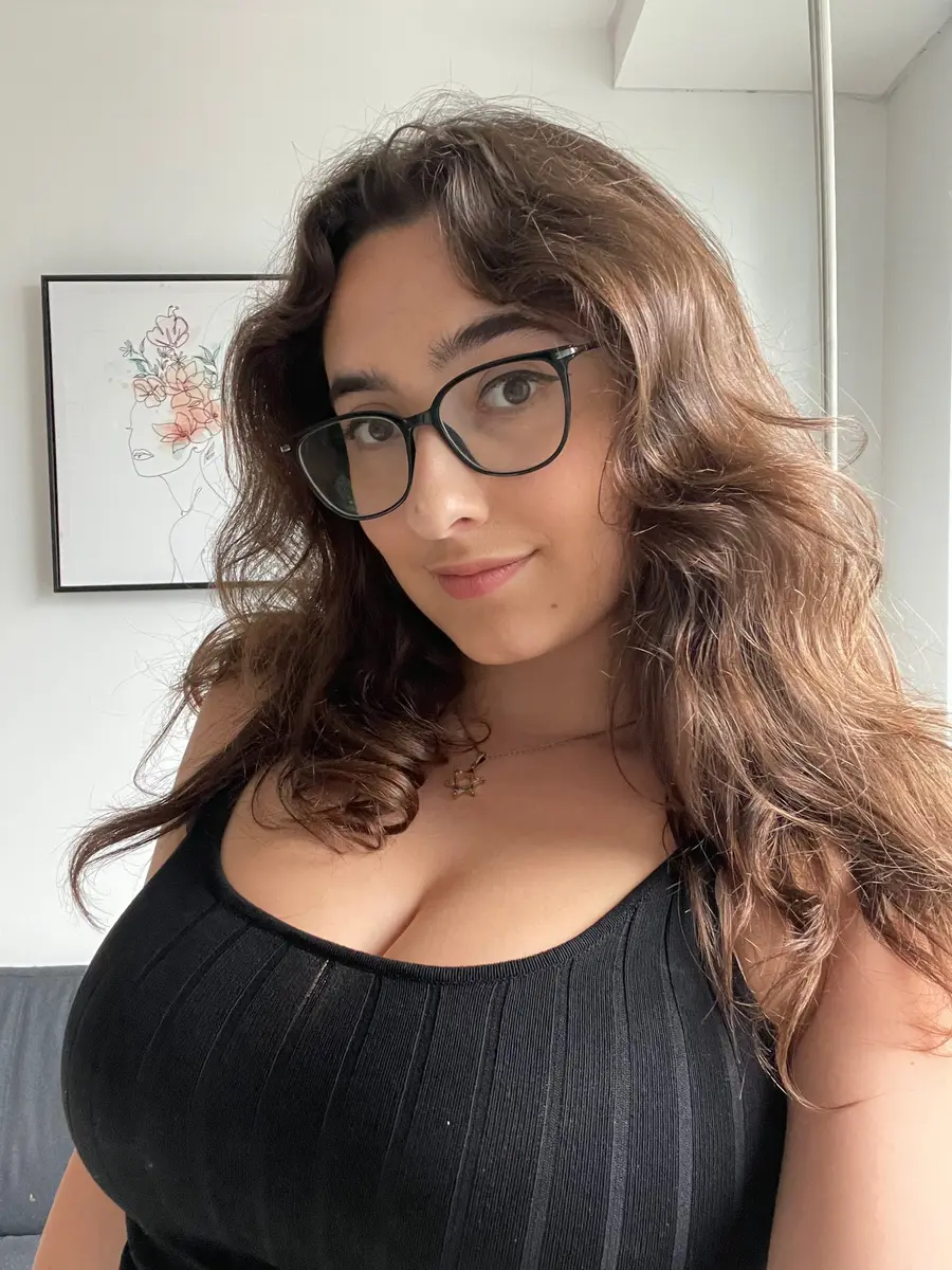 Béatrice  escort in Dubai