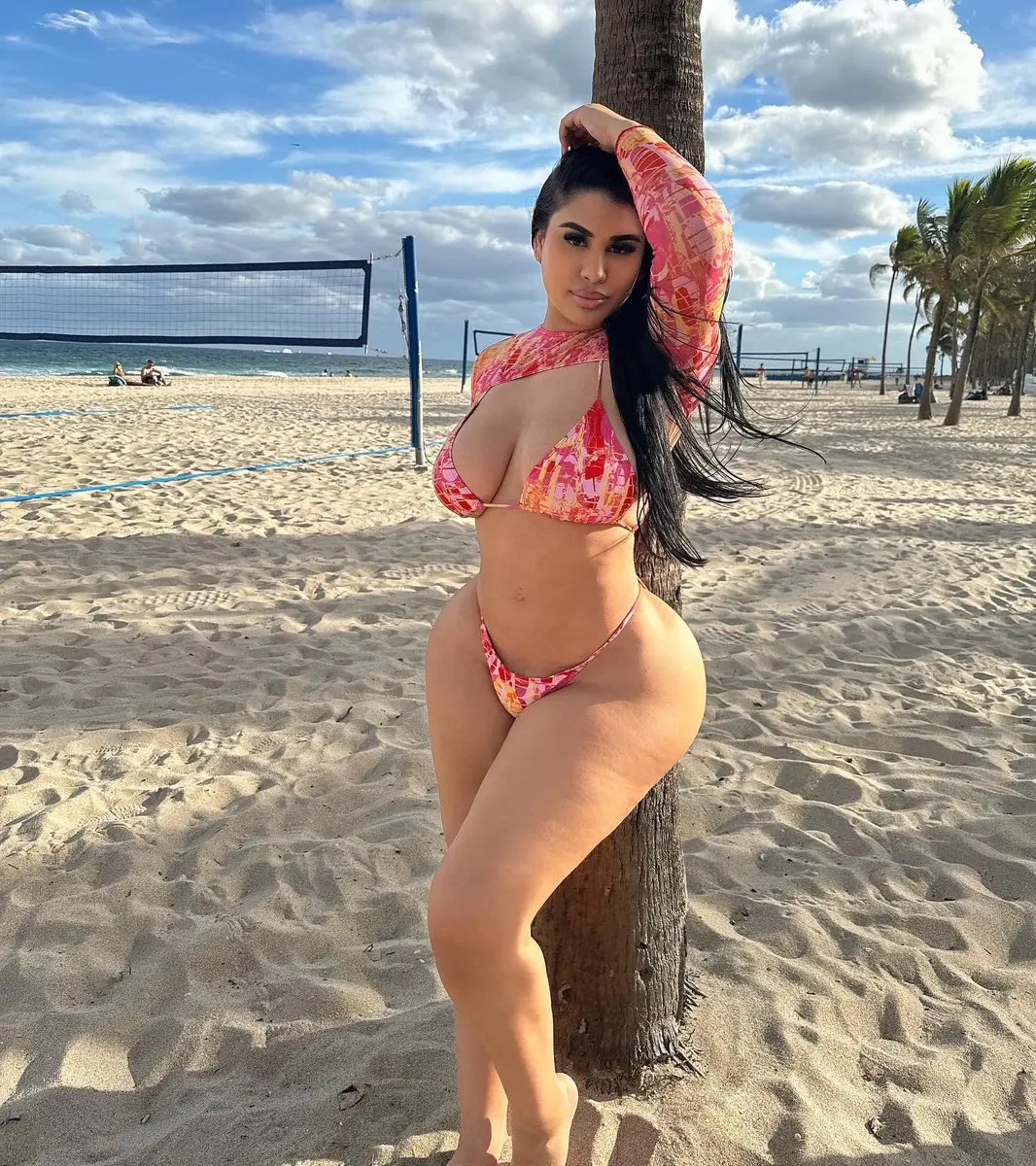 Dominique escort in Dubai