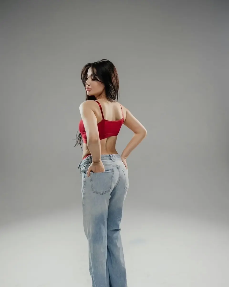Elina escort in Dubai