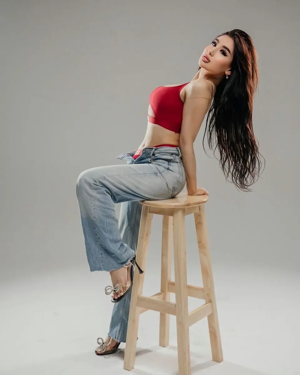 Elina escort in Dubai