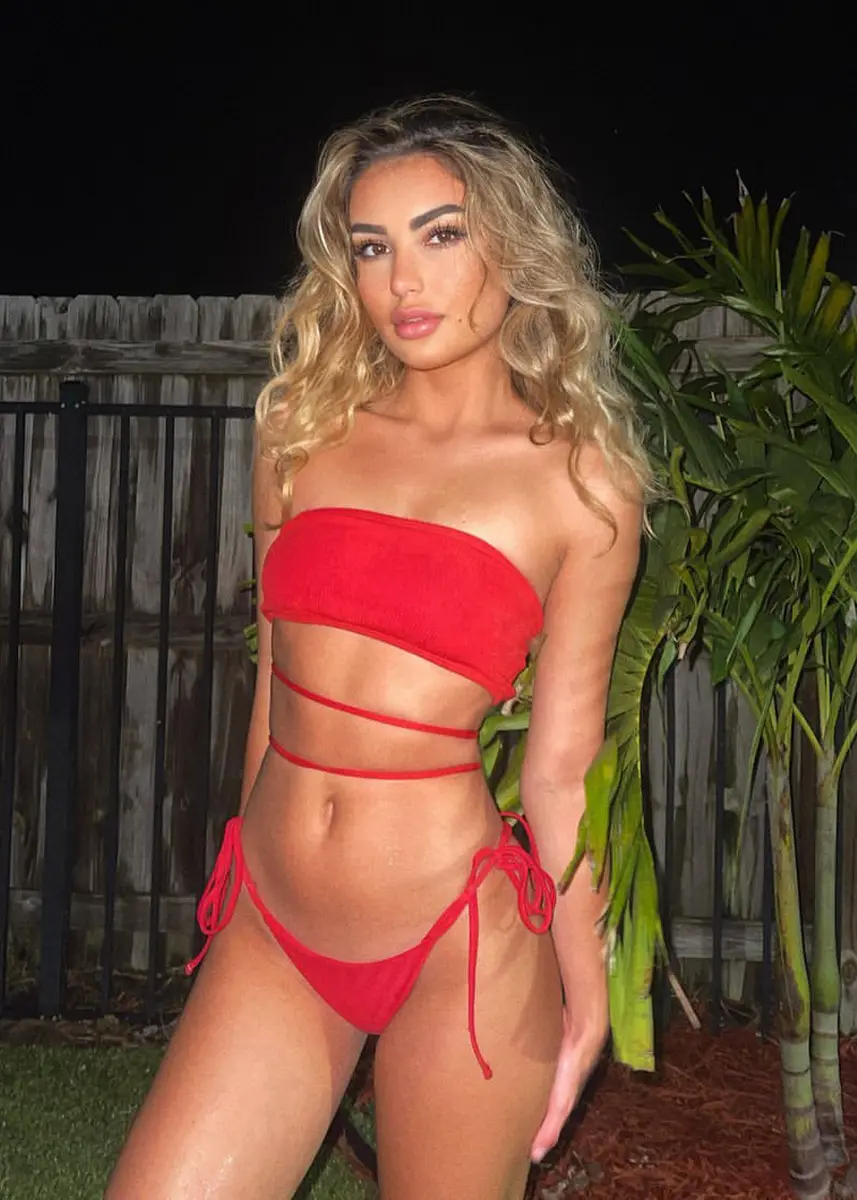 Heather escort in Dubai