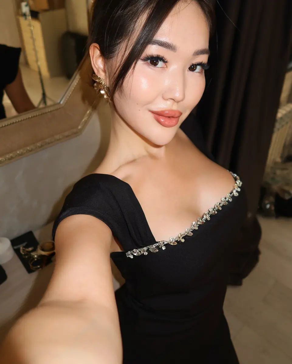 Karina escort in Dubai