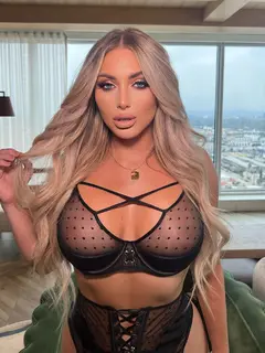 Kayley escort in Dubai