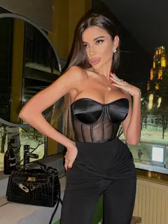 Lima escort in Dubai