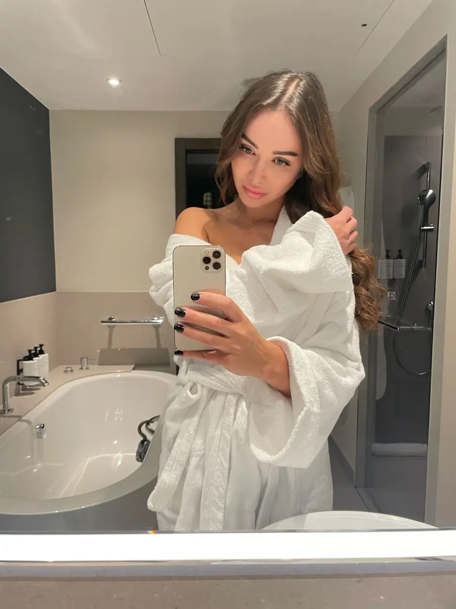 Nikki escort in Dubai