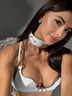 Nino escort in Dubai