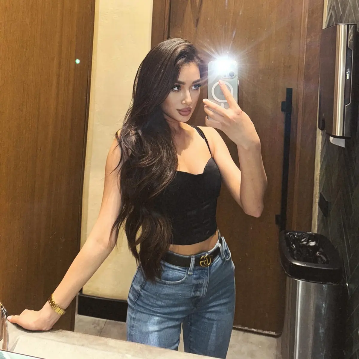 Tais escort in Dubai