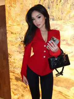 Zira escort in Dubai
