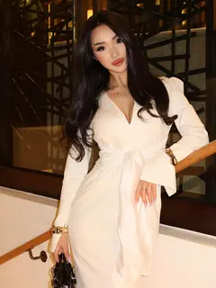 Zira escort in Dubai