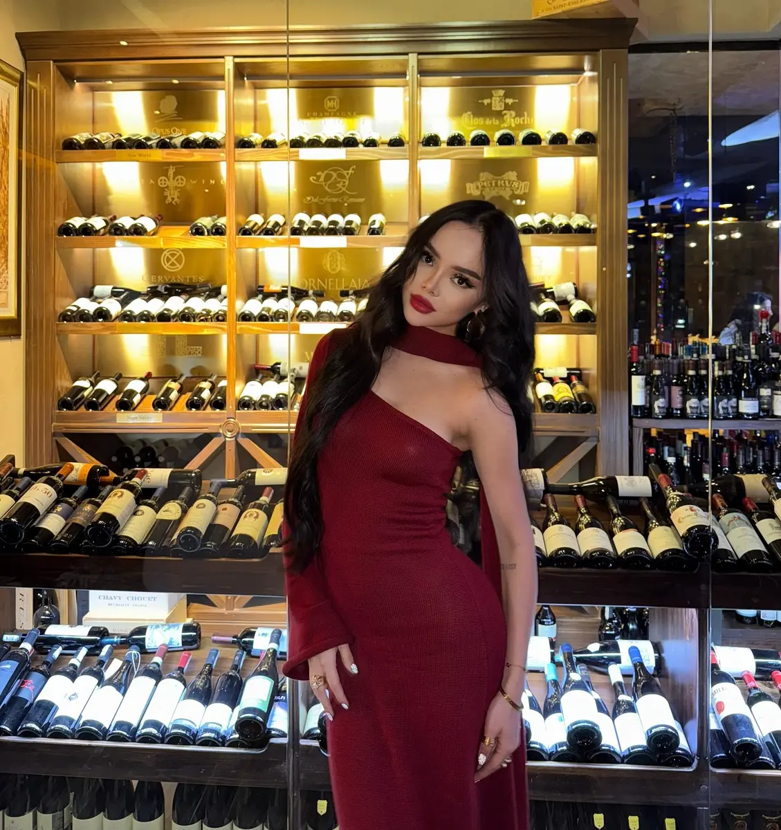 Zlata escort in Dubai