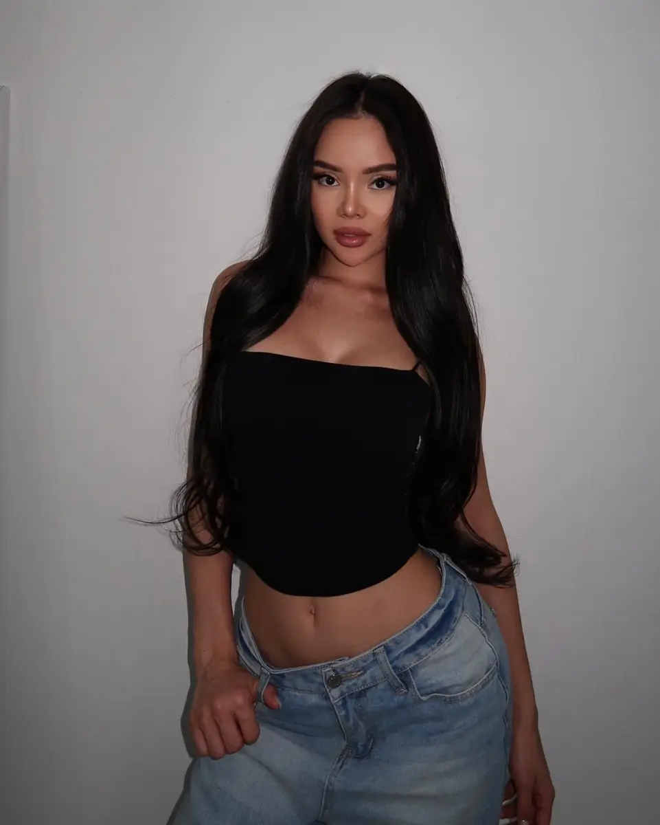 Zlata escort in Dubai