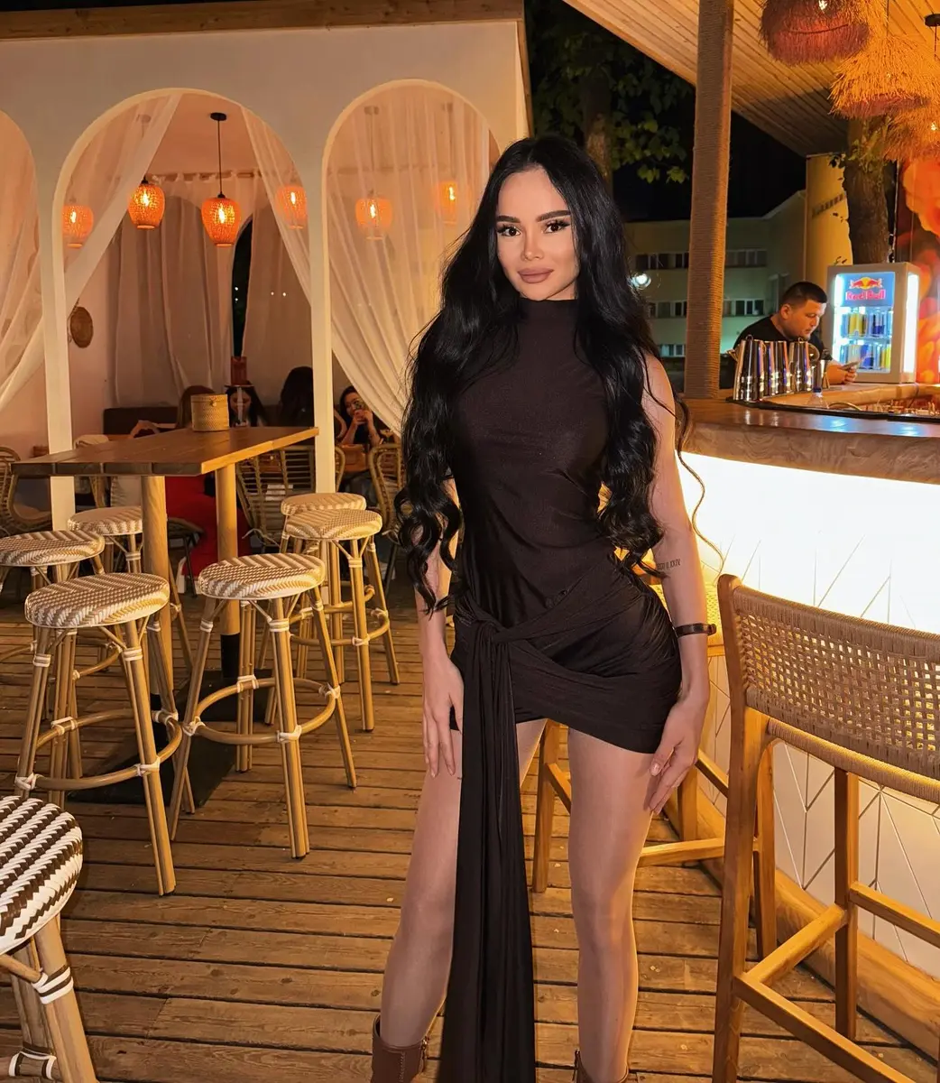 Zlata escort in Dubai